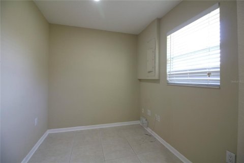 House in Lakeland, Florida 3 bedrooms, 153.47 sq.m. № 2227543 - photo 17