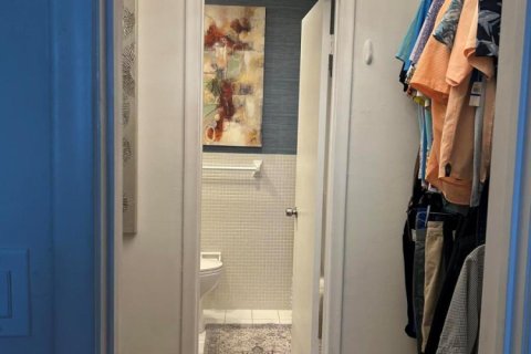 Купить кондоминиум в Форт-Лодердейл, Флорида 3 комнаты, 60.39м2, № 2146005 - фото 16