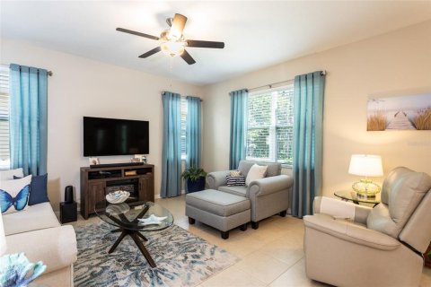 House in Palm Coast, Florida 3 bedrooms, 153.75 sq.m. № 1722332 - photo 13