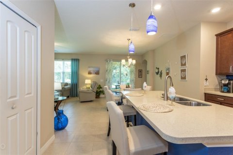House in Palm Coast, Florida 3 bedrooms, 153.75 sq.m. № 1722332 - photo 5