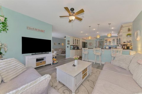 House in Venice, Florida 4 bedrooms, 181.53 sq.m. № 1848484 - photo 25