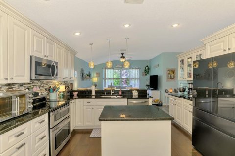 House in Venice, Florida 4 bedrooms, 181.53 sq.m. № 1848484 - photo 15