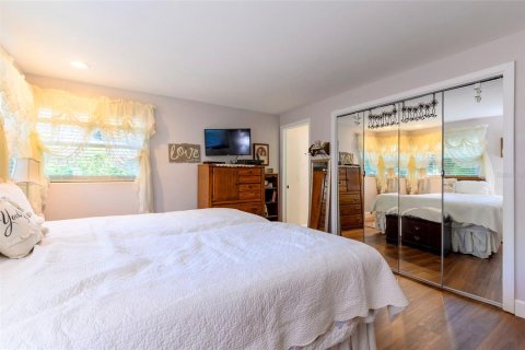 Villa ou maison à vendre à Clearwater, Floride: 5 chambres, 340.21 m2 № 1908119 - photo 15