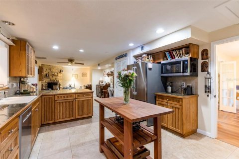 Casa en venta en Clearwater, Florida, 5 dormitorios, 340.21 m2 № 1908119 - foto 6