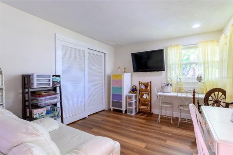 Villa ou maison à vendre à Clearwater, Floride: 5 chambres, 340.21 m2 № 1908119 - photo 17