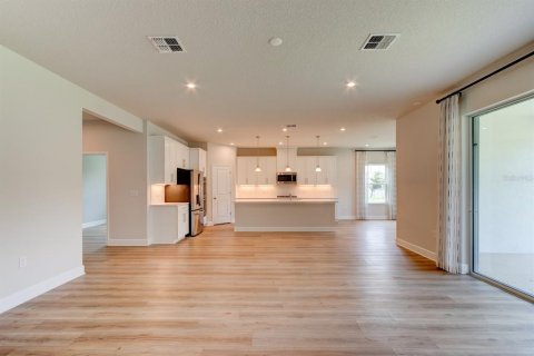 House in New Smyrna Beach, Florida 4 bedrooms, 240.06 sq.m. № 1828044 - photo 14