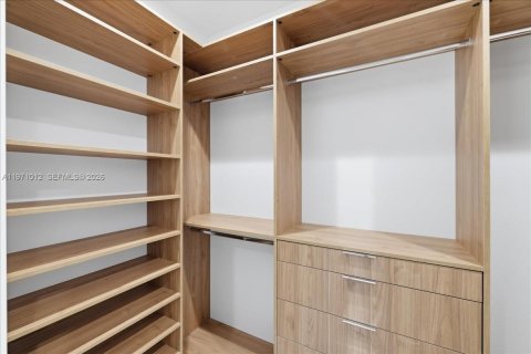 Купить виллу или дом в Кейп-Корал, Флорида 3 спальни, 229.93м2, № 2036470 - фото 24