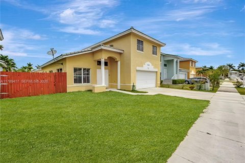 House in Homestead, Florida 4 bedrooms, 196.02 sq.m. № 2041273 - photo 17