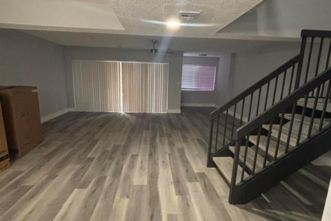 Touwnhouse à louer à Lauderhill, Floride: 4 chambres, 195.09 m2 № 2431554 - photo 7