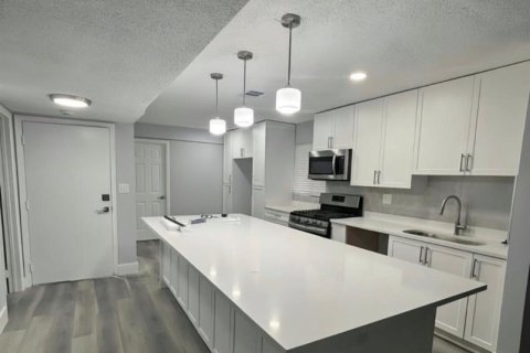 Touwnhouse à Lauderhill, Floride 4 chambres, 195.09 m2 № 2431554