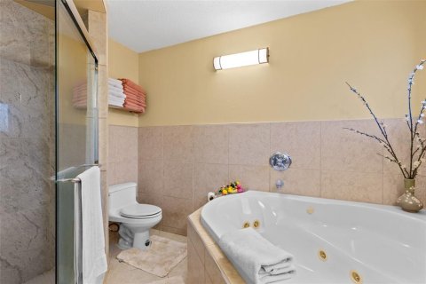 Villa ou maison à vendre à Orlando, Floride: 4 chambres, 202.53 m2 № 2433182 - photo 24