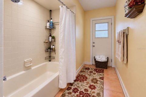 Villa ou maison à vendre à Orlando, Floride: 4 chambres, 202.53 m2 № 2433182 - photo 28