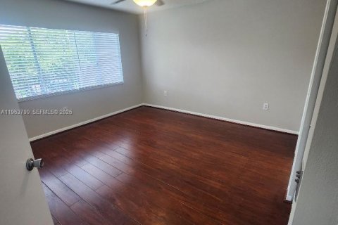 Снять в аренду кондоминиум в Пемброк-Пайнс, Флорида 1 спальня, 98.1м2, № 2025530 - фото 7