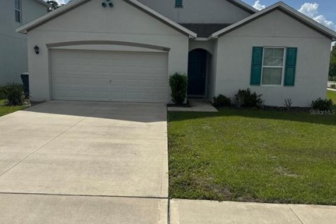 Casa en alquiler en Davenport, Florida, 4 dormitorios, 164.16 m2 № 1675589 - foto 1