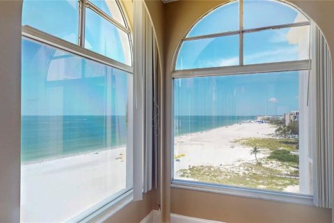 Condominio en alquiler en Saint Pete Beach, Florida, 2 dormitorios, 139.35 m2 № 1832058 - foto 14