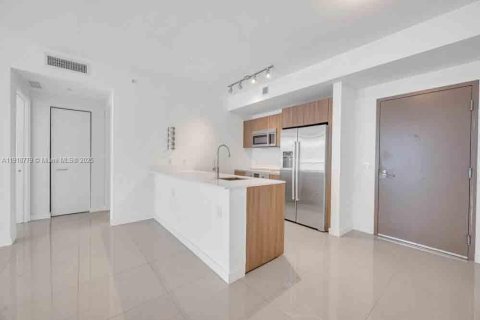 Copropriété à vendre à Miami, Floride: 2 chambres, 91.04 m2 № 2088840 - photo 4