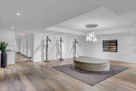 Copropriété à vendre à Miami, Floride: 2 chambres, 91.04 m2 № 2088840 - photo 25