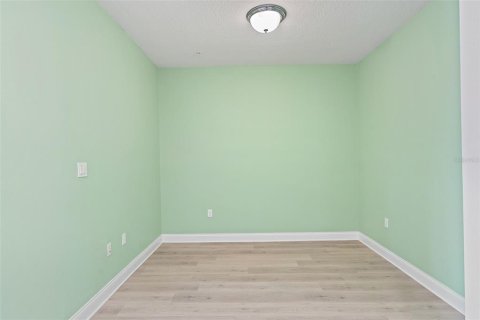 Condo in Orlando, Florida, 2 bedrooms  № 1654368 - photo 11