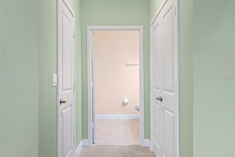 Condo in Orlando, Florida, 2 bedrooms  № 1654368 - photo 16