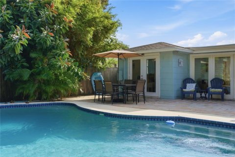 Casa en venta en Saint Petersburg, Florida, 3 dormitorios, 106 m2 № 2093097 - foto 21