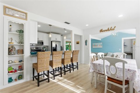 Casa en venta en Saint Petersburg, Florida, 3 dormitorios, 106 m2 № 2093097 - foto 4