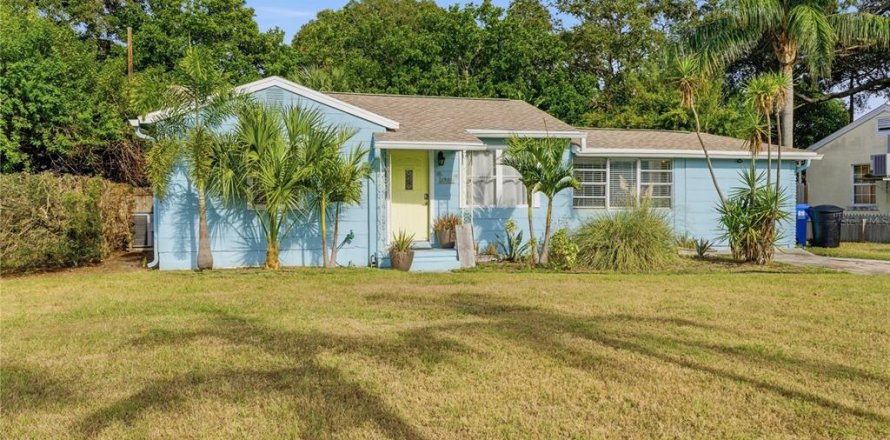 Casa en Saint Petersburg, Florida 3 dormitorios, 106 m2 № 2093097