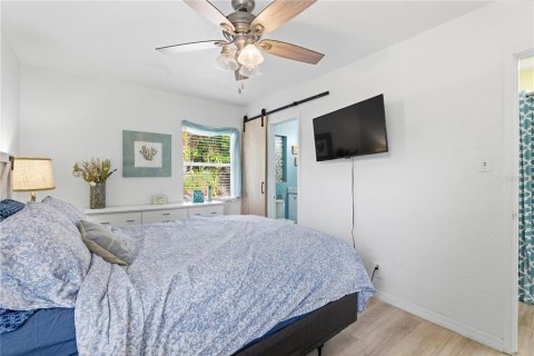 Casa en venta en Saint Petersburg, Florida, 3 dormitorios, 106 m2 № 2093097 - foto 17