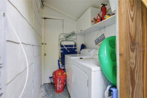 Casa en venta en Saint Petersburg, Florida, 3 dormitorios, 106 m2 № 2093097 - foto 25