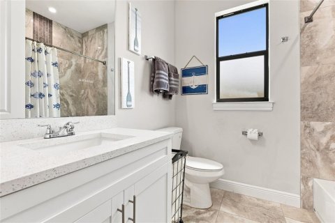 House in Naples, Florida 3 bedrooms, 139.82 sq.m. № 2412532 - photo 23