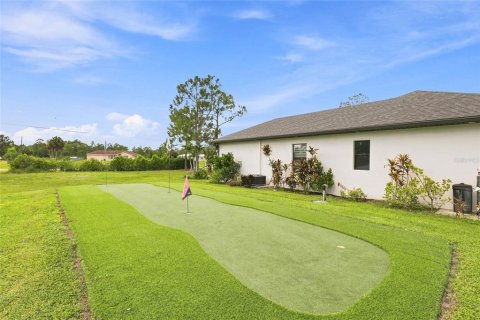 House in Naples, Florida 3 bedrooms, 139.82 sq.m. № 2412532 - photo 30