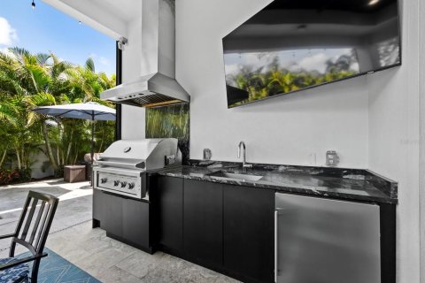 Casa en venta en Sarasota, Florida, 5 dormitorios, 303.51 m2 № 2217493 - foto 10