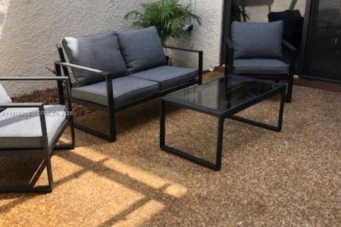 Touwnhouse à vendre à Miami, Floride: 2 chambres № 2032878 - photo 4