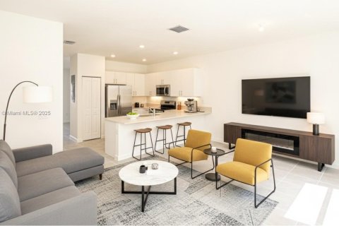 Снять в аренду виллу или дом в Хомстед, Флорида 3 спальни, № 1940966 - фото 15