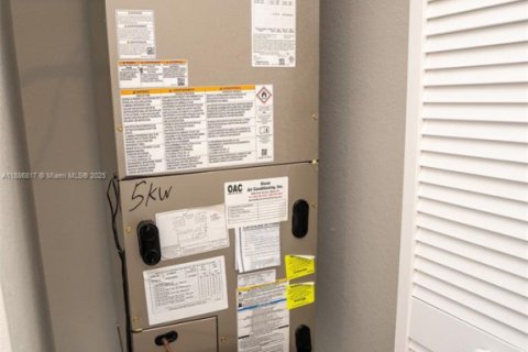 Снять в аренду виллу или дом в Хомстед, Флорида 3 спальни, № 1940966 - фото 29