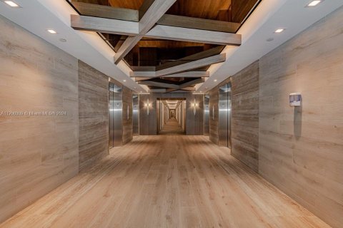 Copropriété à louer à Miami Beach, Floride: 2 chambres, 114.27 m2 № 23845 - photo 23
