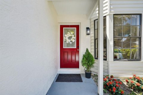 House in Palm Harbor, Florida 4 bedrooms, 196.12 sq.m. № 1893725 - photo 4