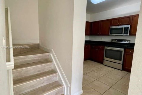 Condominio en alquiler en Doral, Florida, 3 dormitorios, 126.72 m2 № 1993799 - foto 16