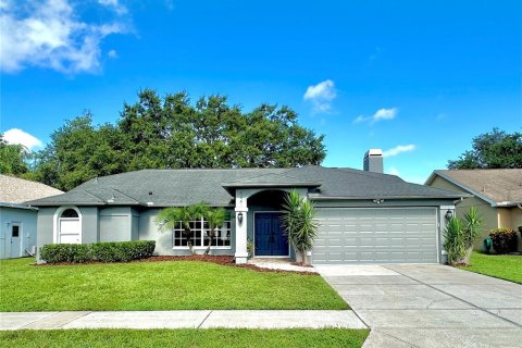 House in New Port Richey, Florida 3 bedrooms, 186.08 sq.m. № 1838546 - photo 1