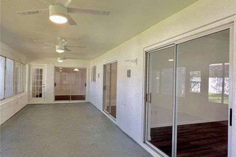 House in New Port Richey, Florida 3 bedrooms, 186.08 sq.m. № 1838546 - photo 25