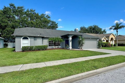 House in New Port Richey, Florida 3 bedrooms, 186.08 sq.m. № 1838546 - photo 3