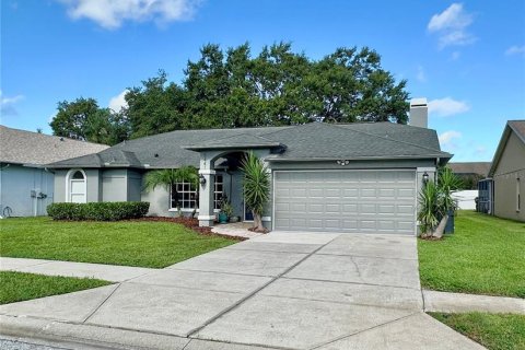 House in New Port Richey, Florida 3 bedrooms, 186.08 sq.m. № 1838546 - photo 2