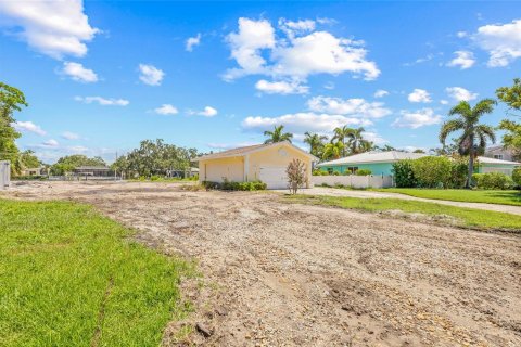 Terreno en venta en Saint Petersburg, Florida № 1865895 - foto 2