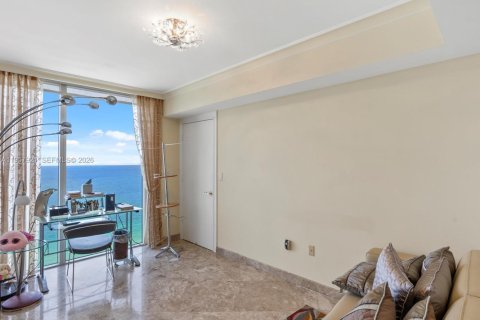 Copropriété à louer à Sunny Isles Beach, Floride: 3 chambres, 199.74 m2 № 2019620 - photo 22