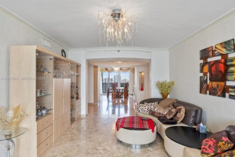 Copropriété à louer à Sunny Isles Beach, Floride: 3 chambres, 199.74 m2 № 2019620 - photo 11