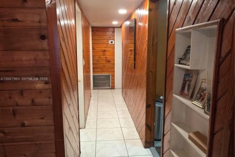 Casa en venta en Miami Gardens, Florida, 4 dormitorios, 157.84 m2 № 2365248 - foto 8