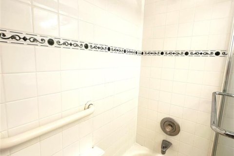 Condominio en venta en Deerfield Beach, Florida, 1 dormitorio, 54.35 m2 № 2147267 - foto 16