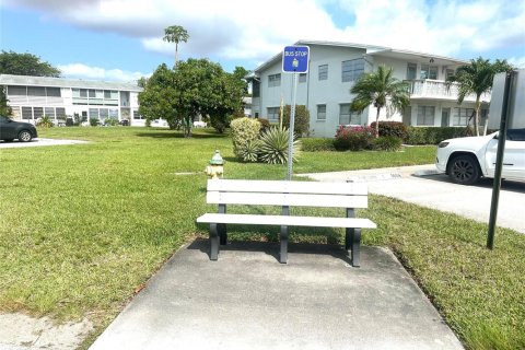 Condominio en venta en Deerfield Beach, Florida, 1 dormitorio, 54.35 m2 № 2147267 - foto 24