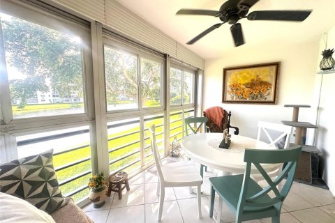 Condominio en venta en Deerfield Beach, Florida, 1 dormitorio, 54.35 m2 № 2147267 - foto 19