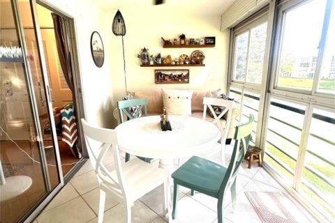 Condominio en venta en Deerfield Beach, Florida, 1 dormitorio, 54.35 m2 № 2147267 - foto 20