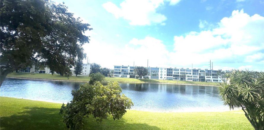 Condominio en Deerfield Beach, Florida, 1 dormitorio  № 2147267